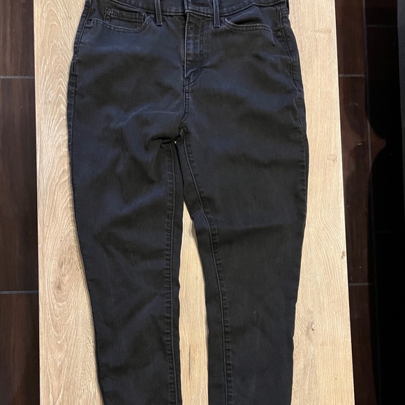 Denizen High-Rise Skinny Jeans size 8 - Picture 2 of 4